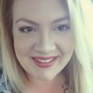 Meet your Posher, Caelyn